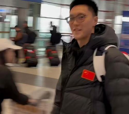 韩篮甲赛场,精彩瞬间,高效,万博manbetx体育平台,万博体育官网,万博体育app下载,ManBetX,SPORTS