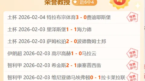 汪周雨在举重世界杯中夺得三枚银牌